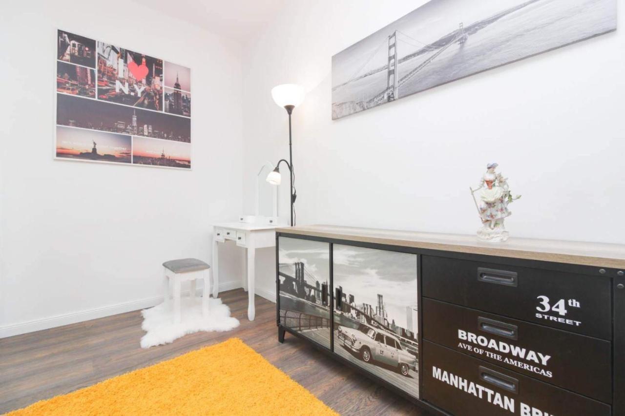 Emily Apartma